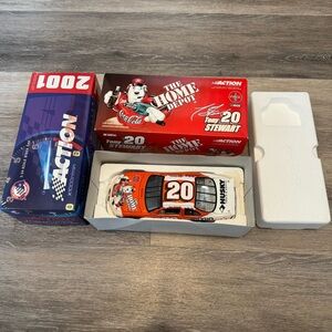 2001 Tony Stewart #20 Home Depot / Coca Cola Polar Bear - CWC 1/24 Scale Action